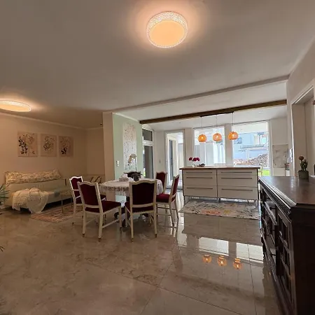 Nordhaven Gross 公寓